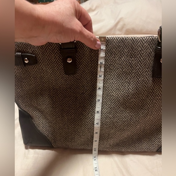 Tumi wool & leather spacious brown bag with a lot of compartments & pockets NWT - Picture 15 of 16